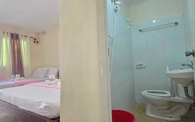 Oyo 1121 Junlyn Apartelle