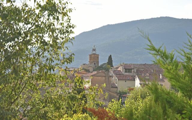 Quaint Villa in Fayence With Private Swimming Pool