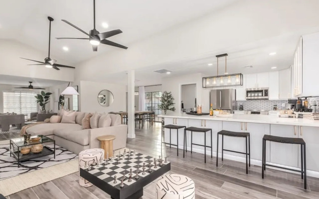 Modern-terranean Retreat 2 Masters Pool Spa Games