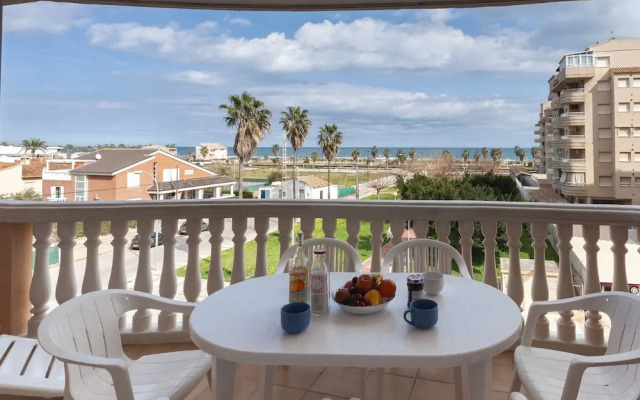 Begonia in Daim s With 2 Bedrooms and 1 Bathrooms
