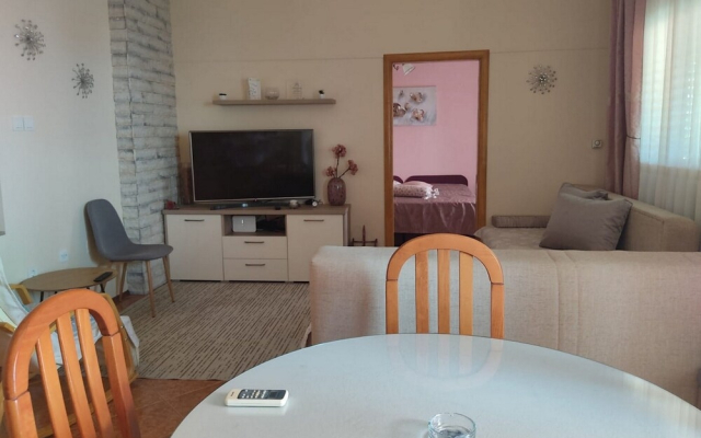 Kostrena Apartment Maja