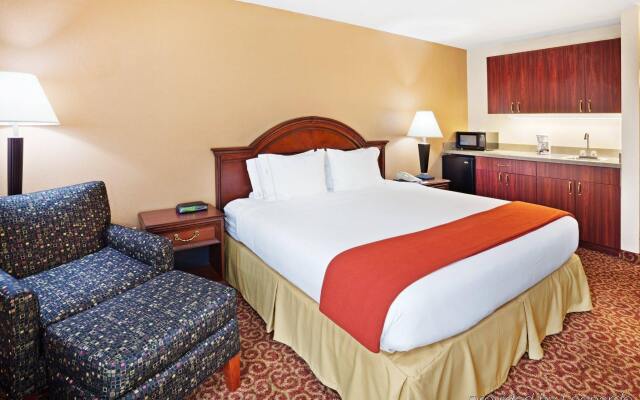 Holiday Inn Express Hotel and Suites Kings Mountain, an IHG Hotel