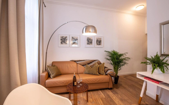 Modern Downtown APT - renovated, on ideal location