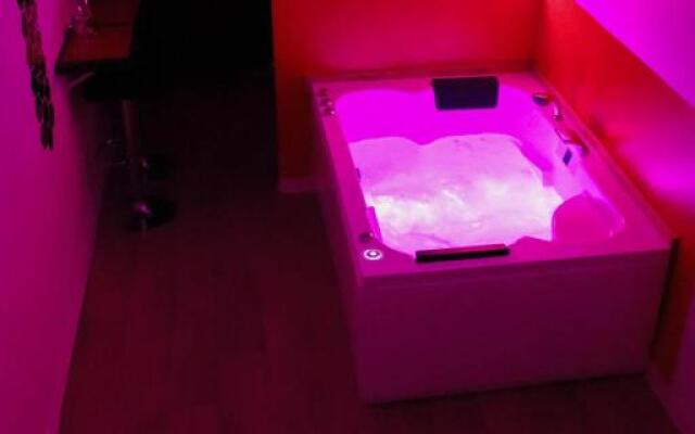 Suite love & privative spa Menton