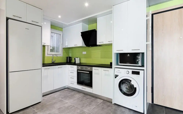 Brand new Stylish 2 bedroom apartment