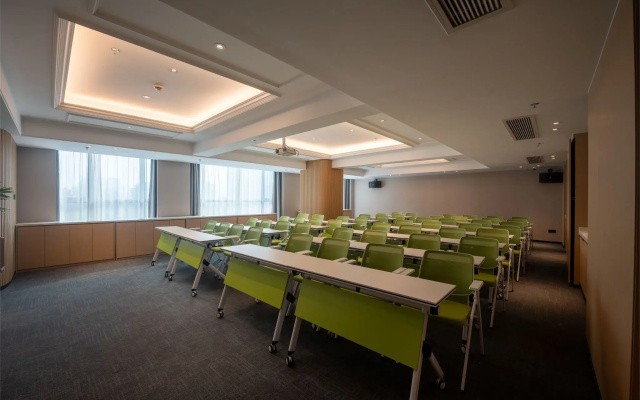Holiday Inn Express Hangzhou Qianjiang CenturyCity by IHG