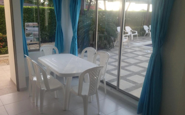 Apartahotel Blue
