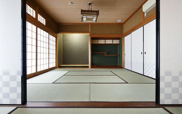 Yadoya TENKU - Hostel