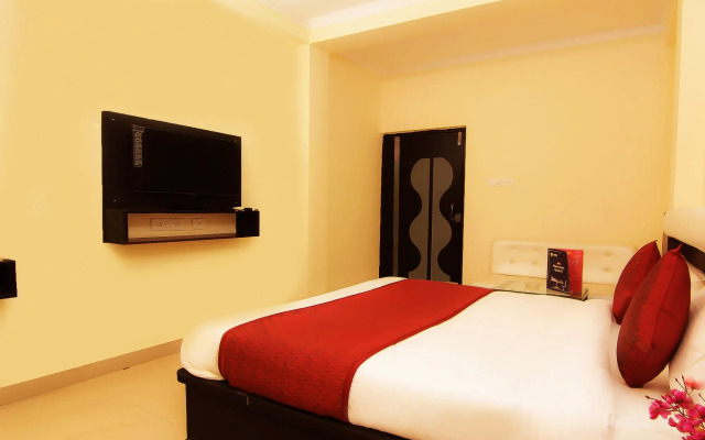 Sara Residency By OYO Rooms