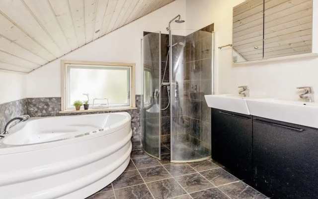 6 Person Holiday Home in Jerup