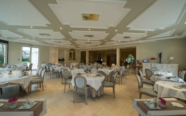 Château du Clos de la Ribaudière