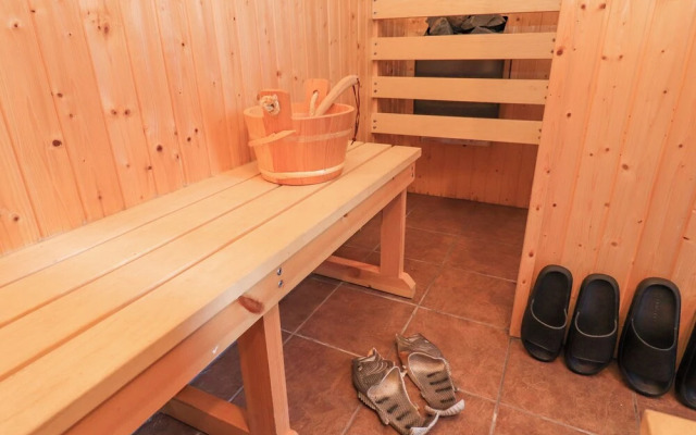 Creed Cabin
