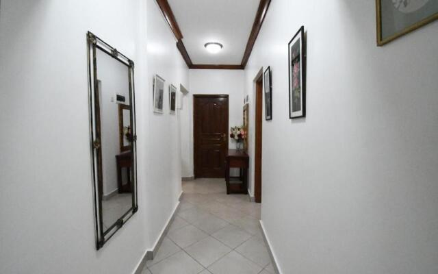 Spacious 3 Bedroom Fully Furnished Apartment