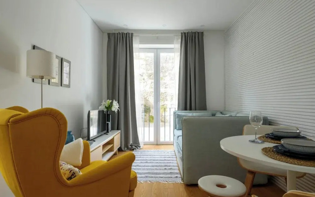 Almad3 · Stylish Almada Hide-away