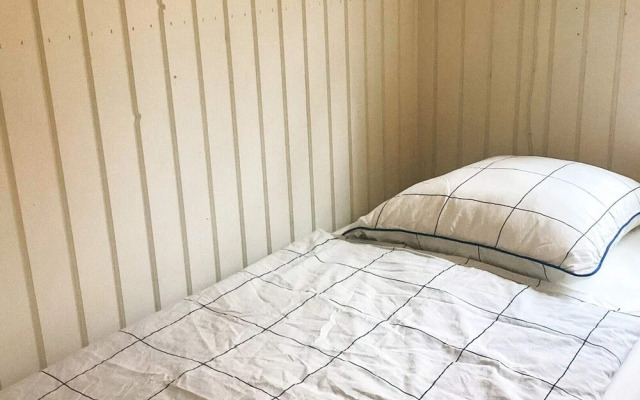 6 Person Holiday Home in Gedser