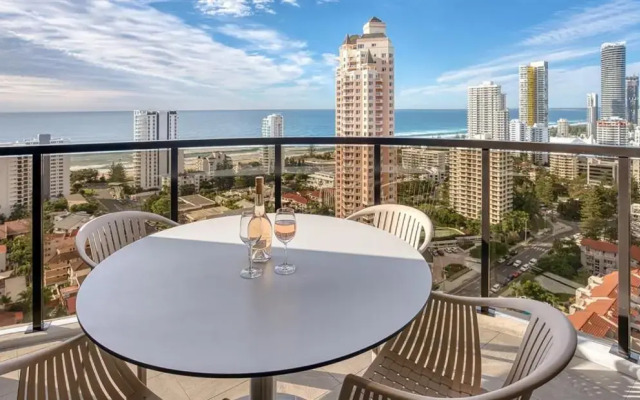 Encore Broadbeach