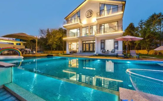 Moganshan · Shanxun · Carousel Boundless Wilderness Pool · Designer Garden Boutique Stay