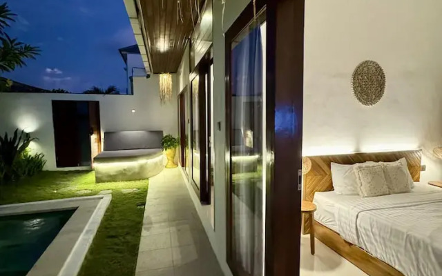 Lovely 2 Bedroom Villa Next to Munggu Beach!