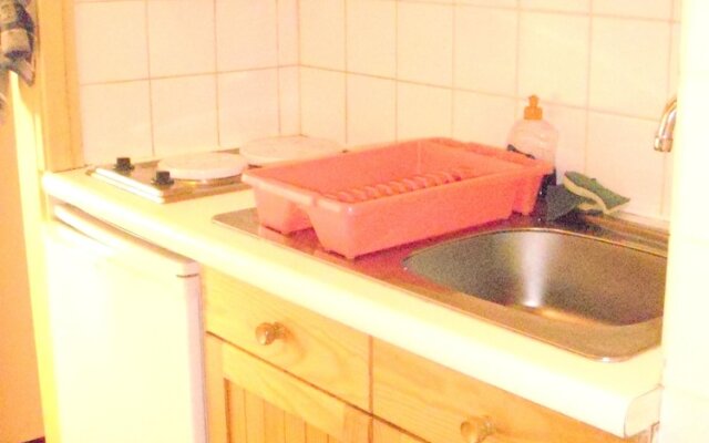 Studio in Allevard, With Wonderful Mountain View, Pool Access, Furnish