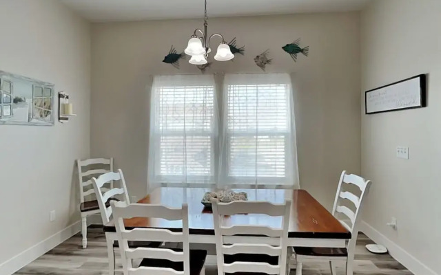 Redfish Reef Retreat