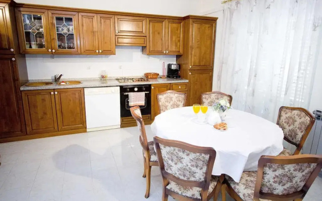 Apartment Pčelica Maja
