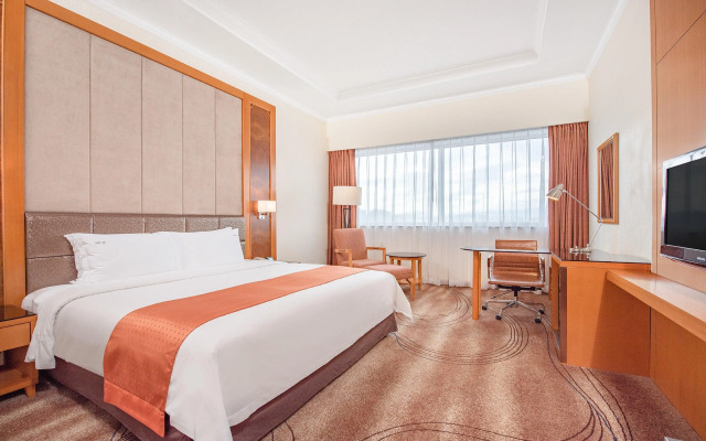Holiday Inn Beijing Chang An West by IHG