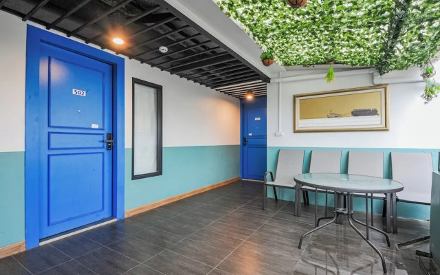 PloyBuri Boutique Hotel