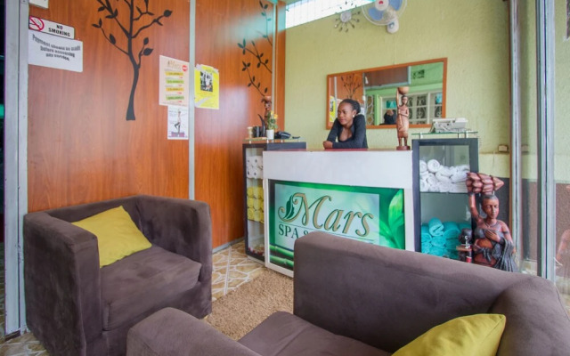 Travel Hotel