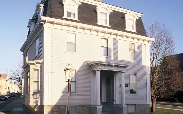 Cleveland House