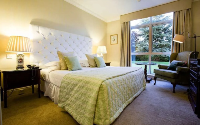 The Keadeen Hotel