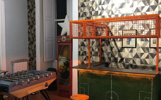 H Hostel Friendly Accommodation