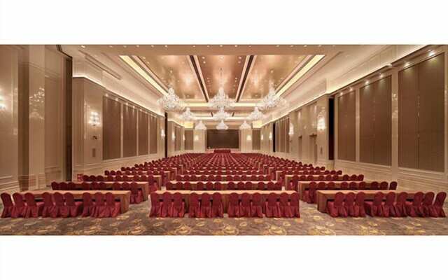 Luan Suntone Plaza Hotel