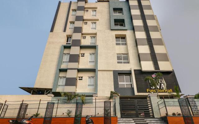 Townhouse OAK Hotel SVA