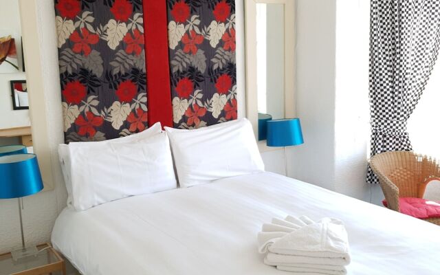 Morgans 60's experience on the promenade