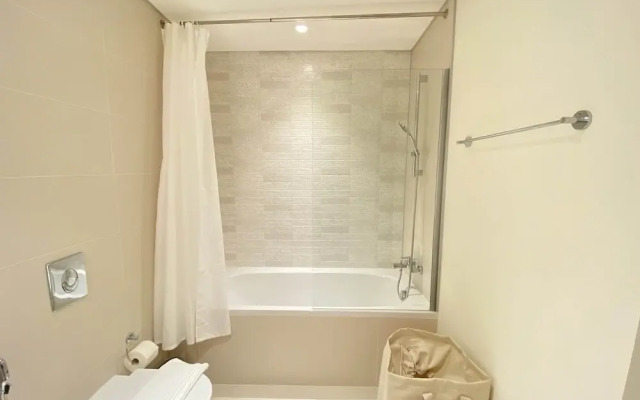 Lux BnB I Sun Rise Bay Tower I Ocean View