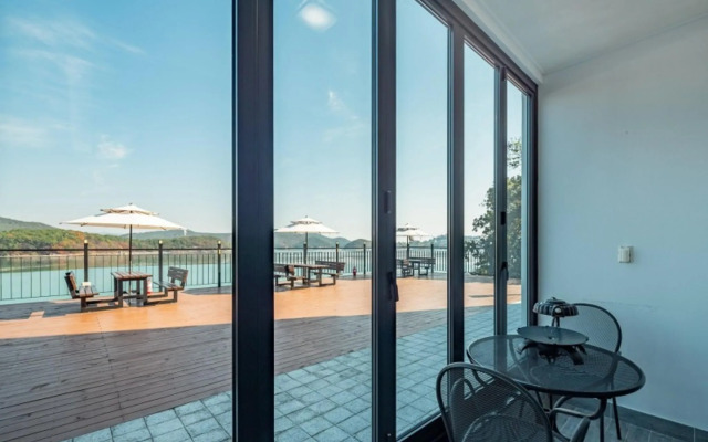 Yeosu K Park Pension