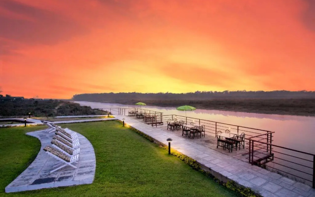 Royal Tiger Safari Resort