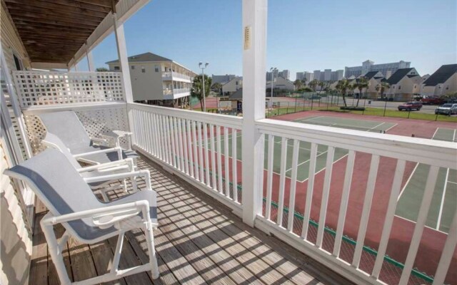 Sandpiper Cove Tennis Villas by Holiday Isle