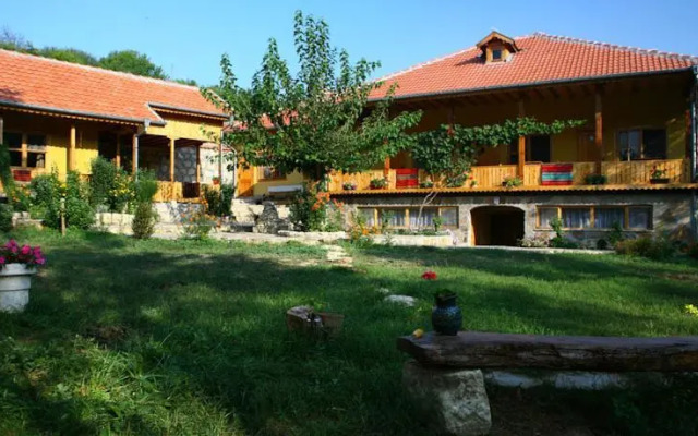 Pelican Birding Guest House