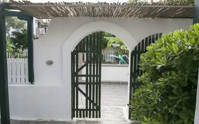 Xenios Hotel