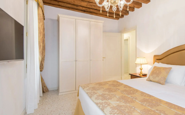 San Teodoro Palace Luxury Apartments