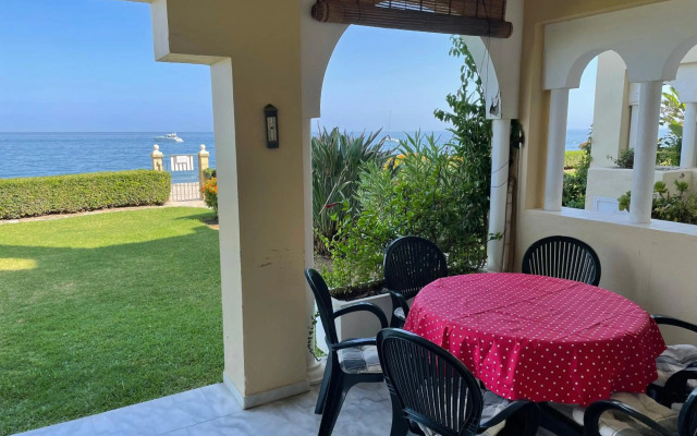 El Lobo de Mar Estepona