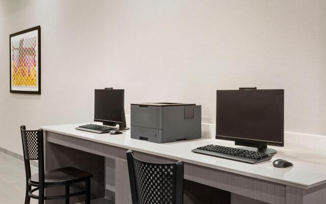 Holiday Inn Express Dumfries by IHG