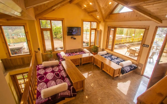 Wowstayz Hotel Green Hills Manali