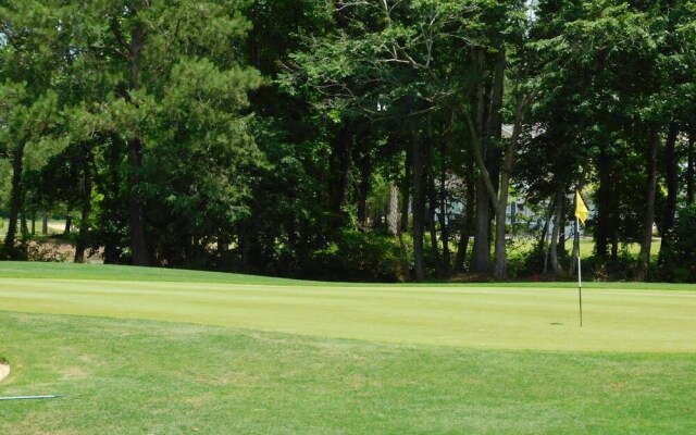 Havens #1811 2 Bedroom Condo by RedAwning