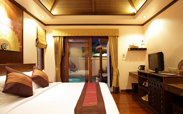 Kanok Buri Resort