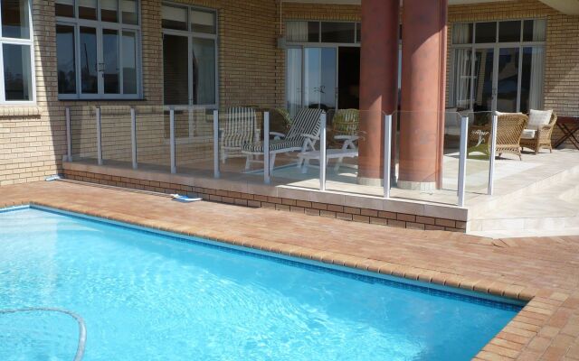 African Oceans Manor - Guest House