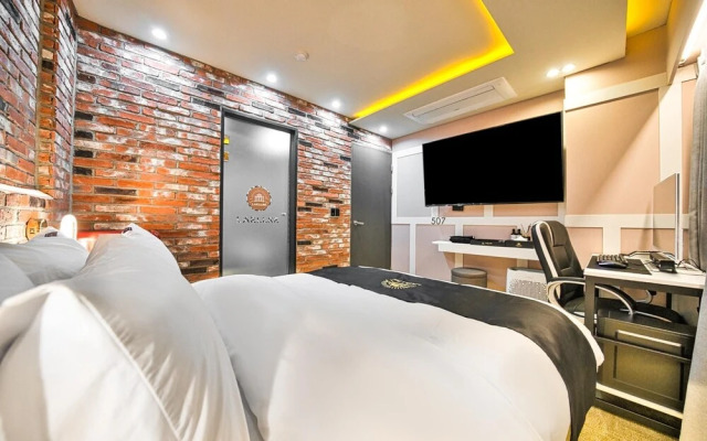 Hotel Raelle in Goyang (Bishop)