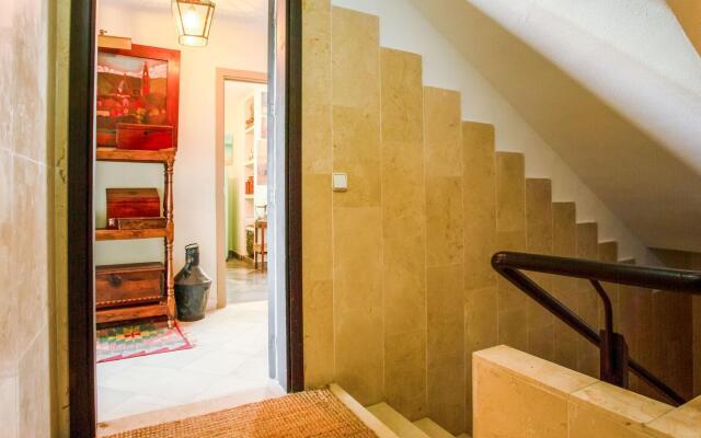 Pretty Apartment in San Roque near River