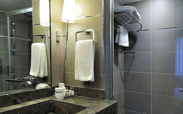Alkoçlar Keban Hotel